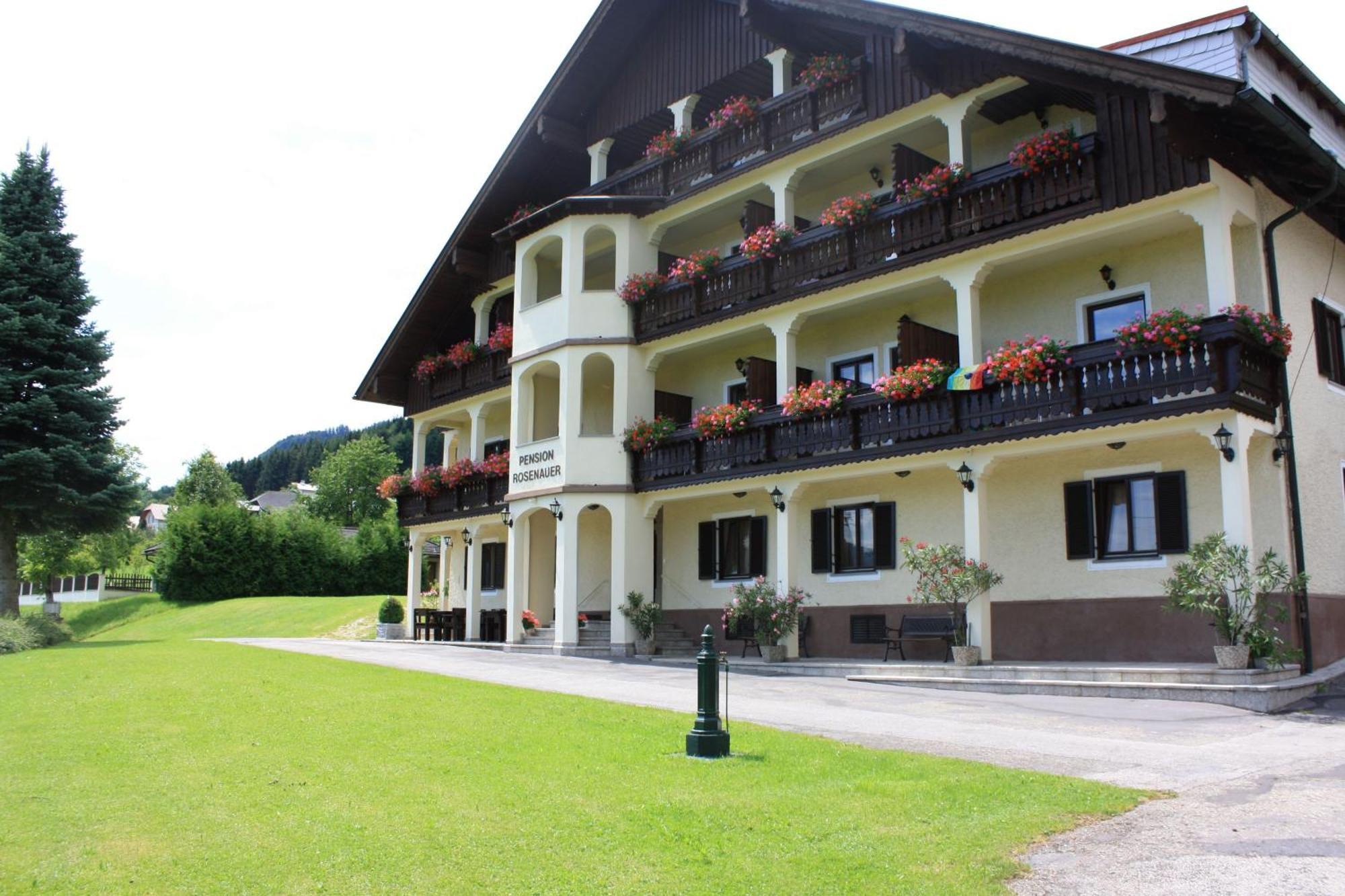 Gasthof Haus Rosenauer Zimmer&ferienwohnungen Nussdorf am Attersee